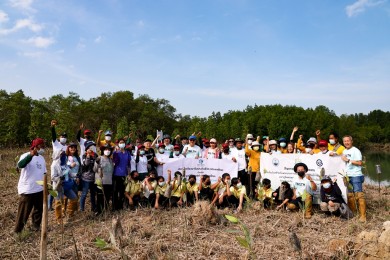 โตเกียวมารีนประกันชีวิต สานต่อกิจกรรมปลูกป่าชายเลนจ.ระนอง ปีที่ 2 จ.ระนอง