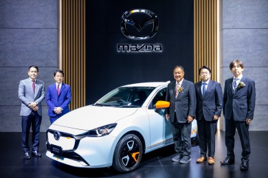 มาสด้าส่ง New Mazda2 นำทัพลุยงาน แบงค็อก ออโต ซาลอน พร้อมรุ่นพิเศษ Rookie Drive และ Clap Pop