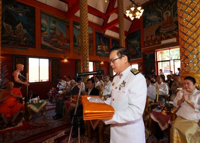 สมเด็จพระอริยวงศาคตญาณ สมเด็จพระสังฆราช สกลมหาสังฆปริณายก โปรดประทานผ้าพระกฐินให้ทิพยประกันภัย อัญเชิญไปทอดถวาย ณ วัดป่ารวกใต้ จ.เชียงราย