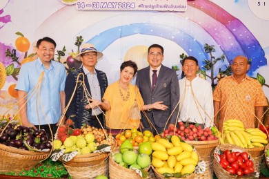 ไอคอนสยาม ร่วมกับเมืองสุขสยาม และเดียร์ทัมมี่ ต้อนรับฤดูกาลมหัศจรรย์แห่งผลไม้ปี 2567