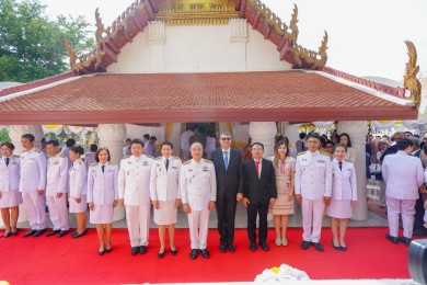 เอไอเอ ประเทศไทย บริจาคจตุปัจจัยทำบุญ และถวายผ้าพระกฐินพระราชทานในงานกฐินพระราชทาน คปภ. ประจำปี 2567