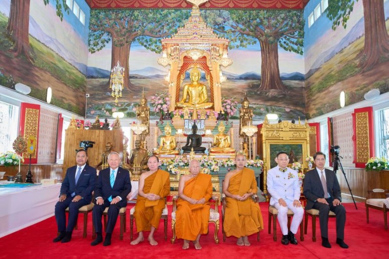 ไทยประกันชีวิต น้อมถวายผ้าพระกฐินพระราชทาน ประจำปี 2567